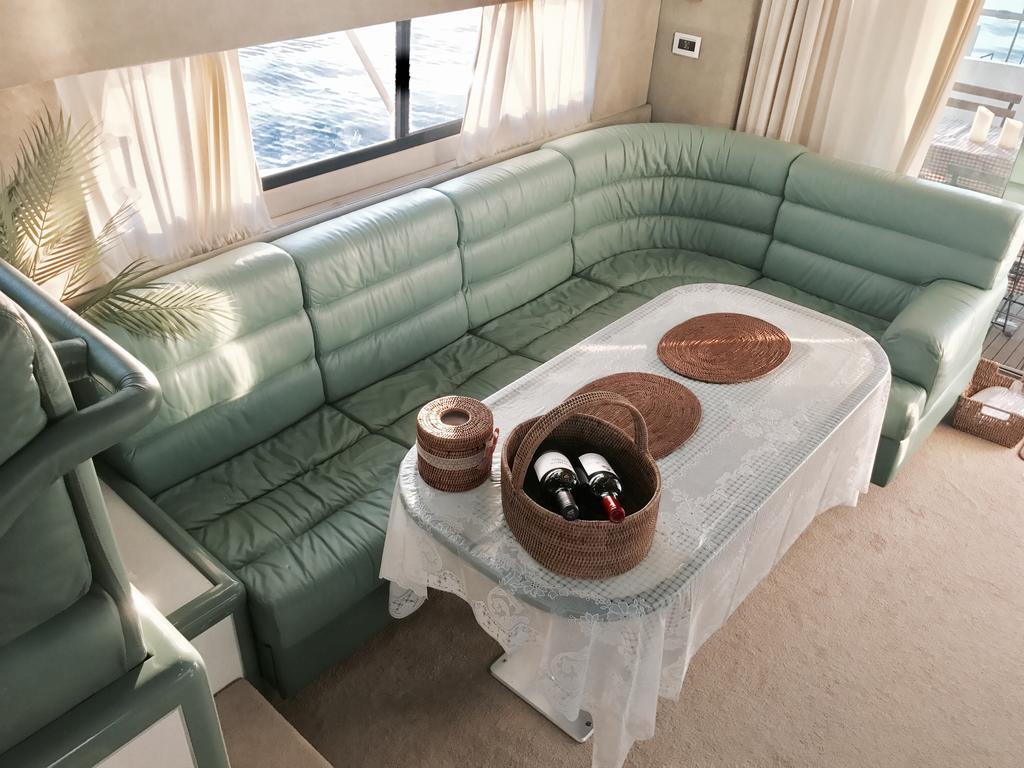 Sea And Yacht Hotel Busan Exterior photo