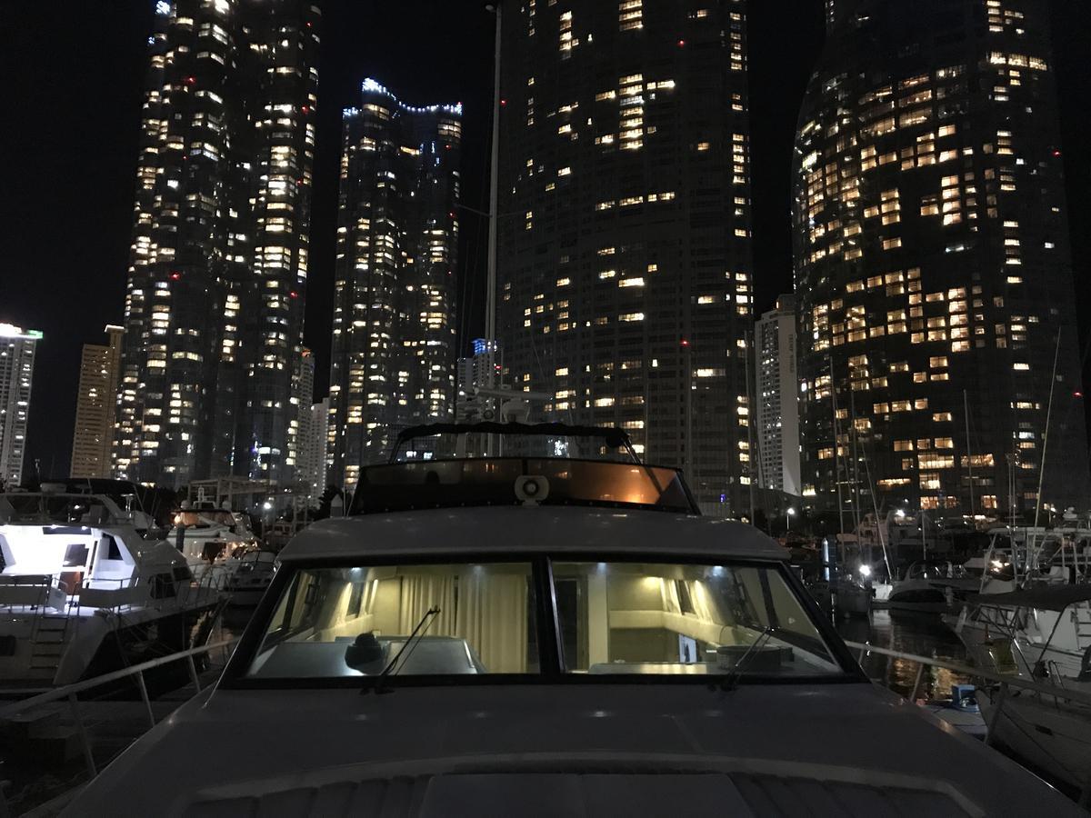 Sea And Yacht Hotel Busan Exterior photo